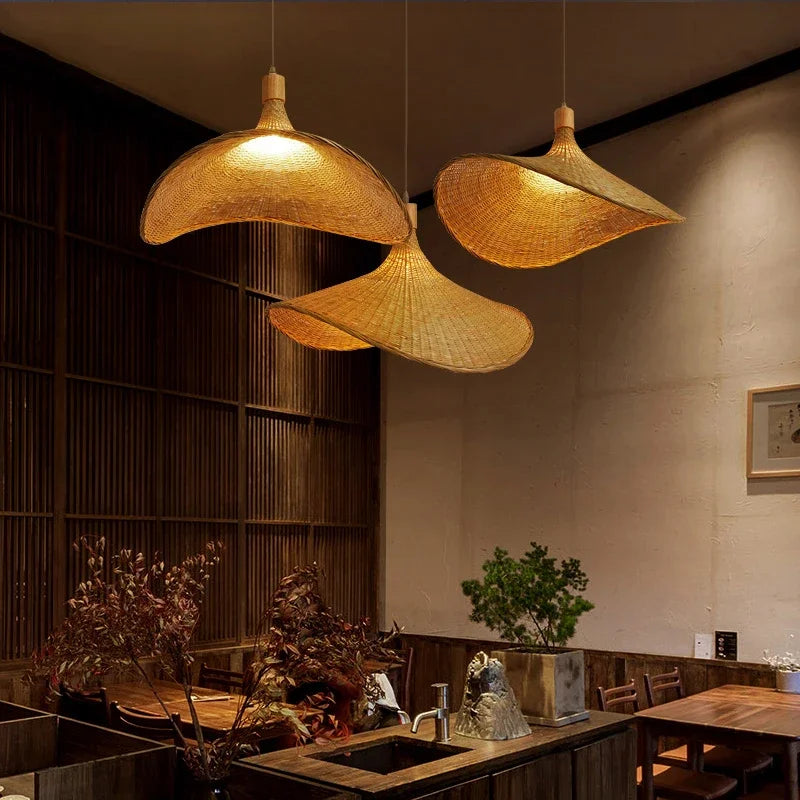 Lampa Wisząca z Bambusa – Naturalny Styl Boho do Dekoracji Jadalni lub Salonu