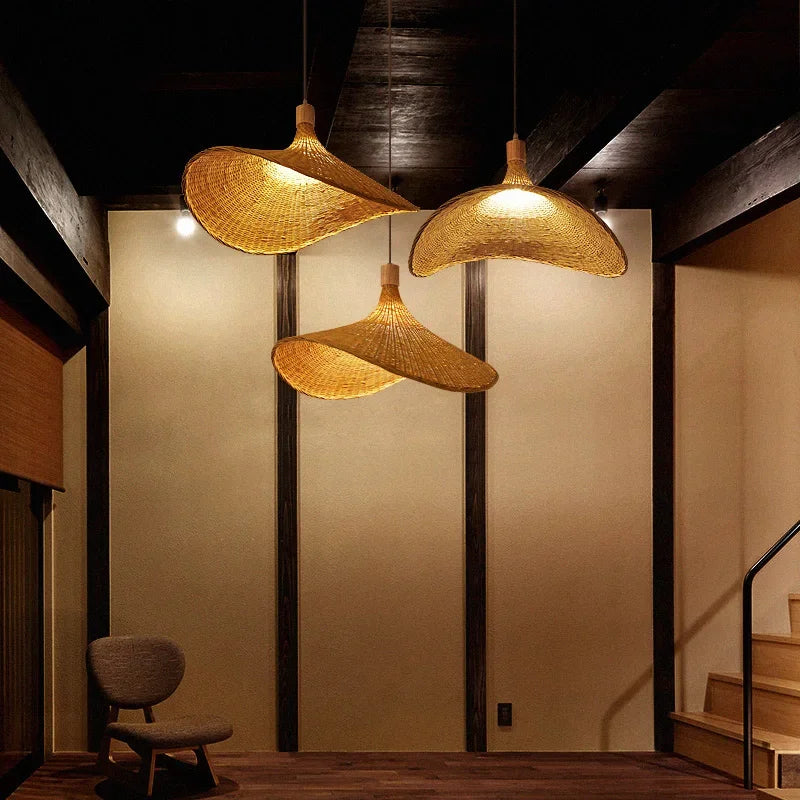 Lampa Wisząca z Bambusa – Naturalny Styl Boho do Dekoracji Jadalni lub Salonu